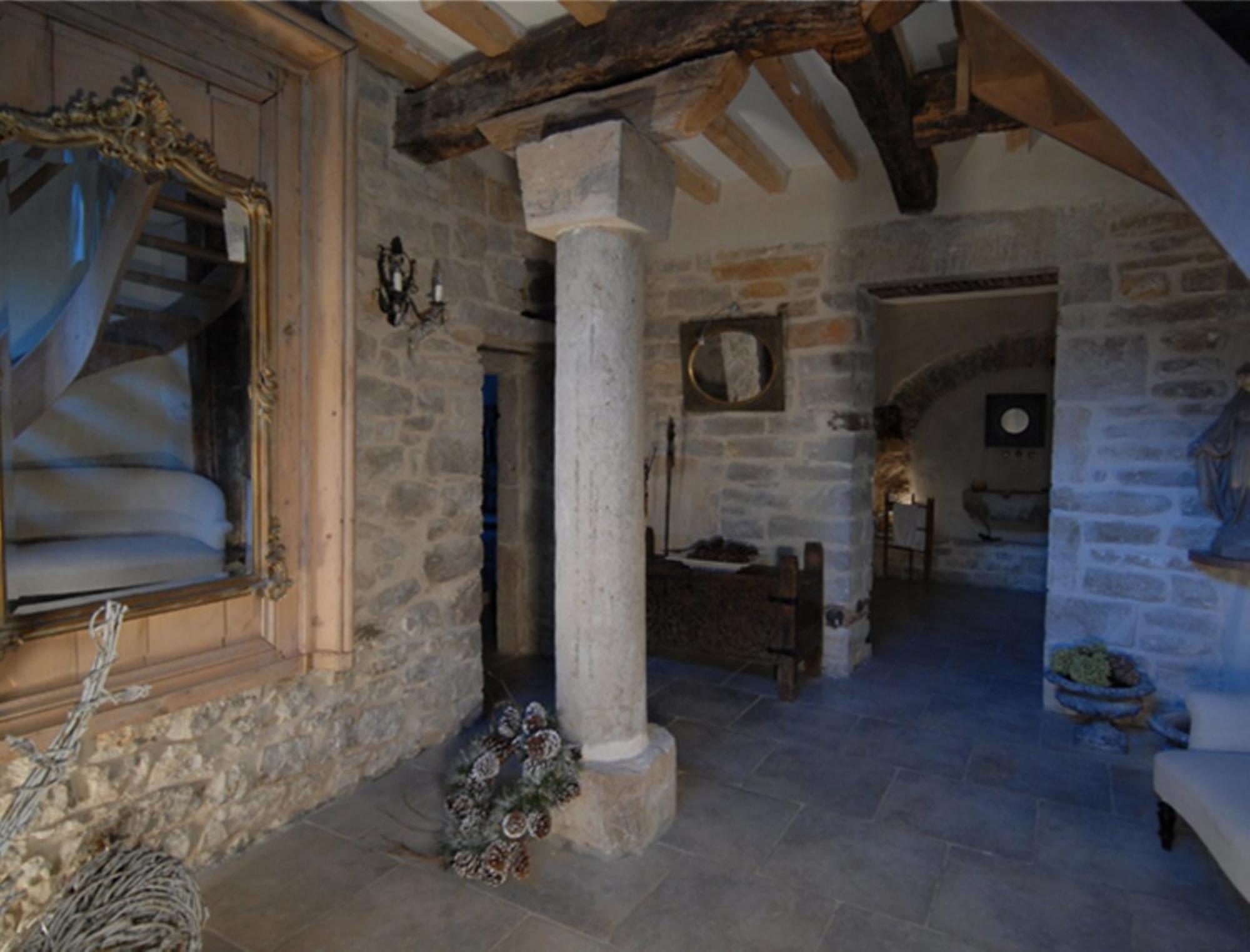 La Grange A Nicolas Baume-les-Messieurs Exteriér fotografie