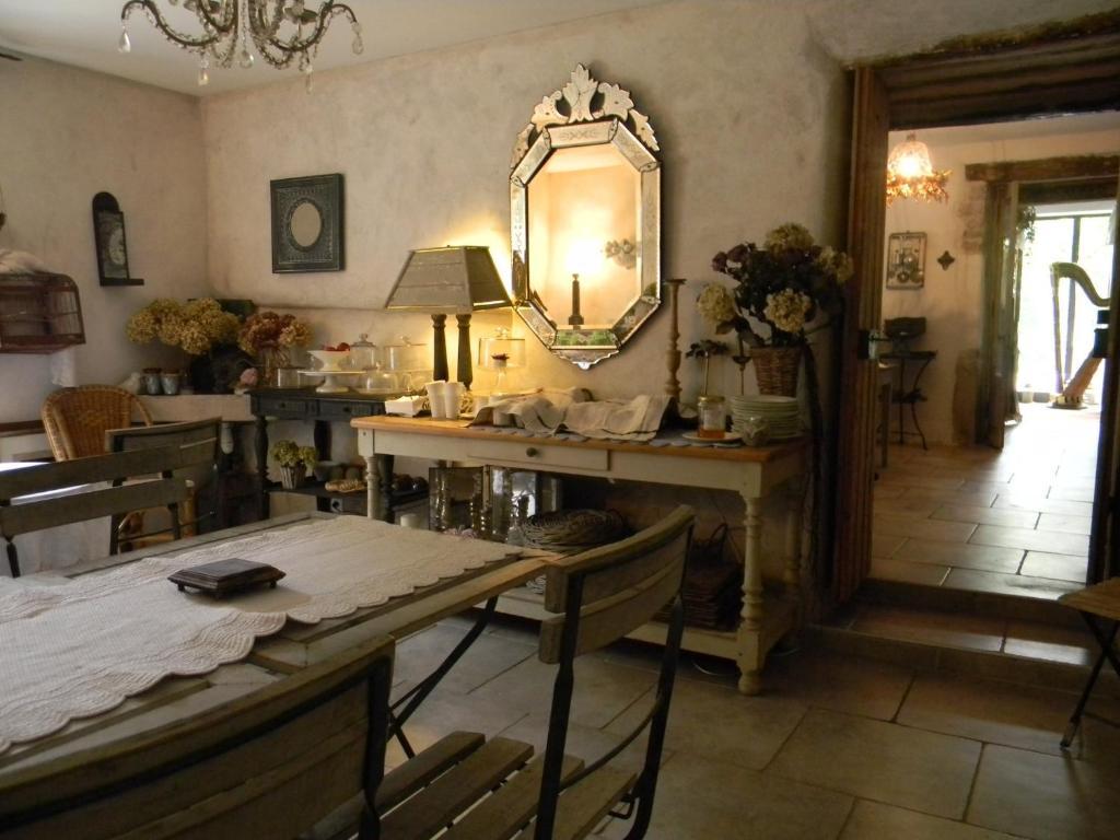 La Grange A Nicolas Baume-les-Messieurs Exteriér fotografie